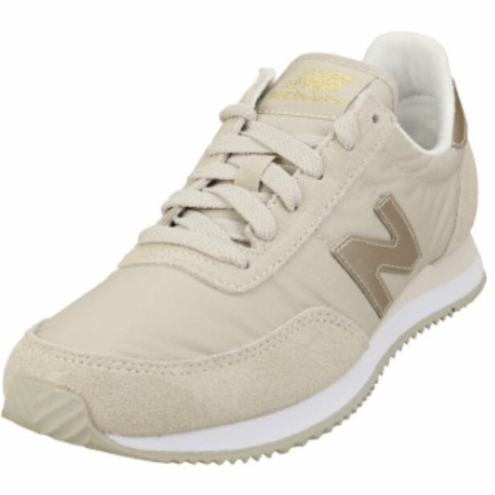 Rare Color: Women's New Balance 720, size 8.5